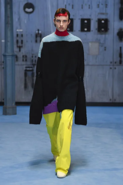 Look 42